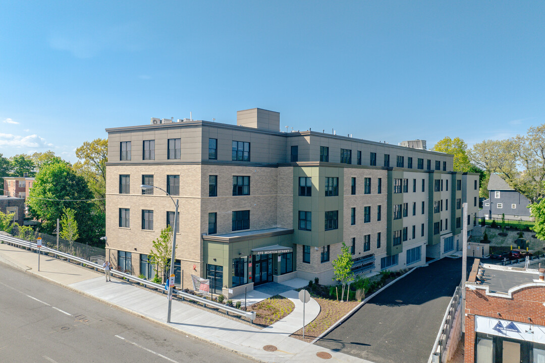 Morton Station Village in Mattapan, MA - Foto de edificio