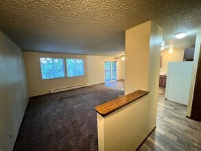 4905 S Orchard St-Unit -D in Tacoma, WA - Building Photo - Building Photo