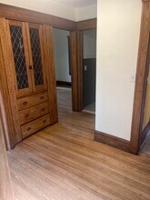 6 Hinsdale St, Unit 2 in Rochester, NY - Foto de edificio - Building Photo