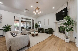 8318 Luna Dr in Rowlett, TX - Building Photo - Building Photo