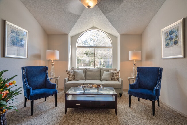 Elm Creek Apartments in Kingwood, TX - Foto de edificio - Building Photo