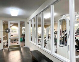 19215 Glenmoor Dr in West Palm Beach, FL - Building Photo