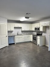 4106 Maple Dr in Sand Springs, OK - Building Photo - Building Photo