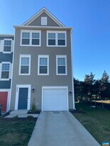 277 Willowshire Ct in Waynesboro, VA - Building Photo