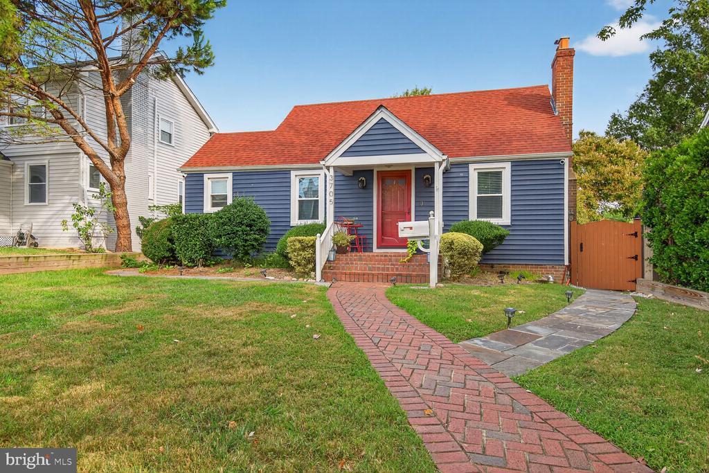 3705 8th St S in Arlington, VA - Building Photo