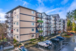 Belmont Place Apartments in Victoria, BC - Building Photo