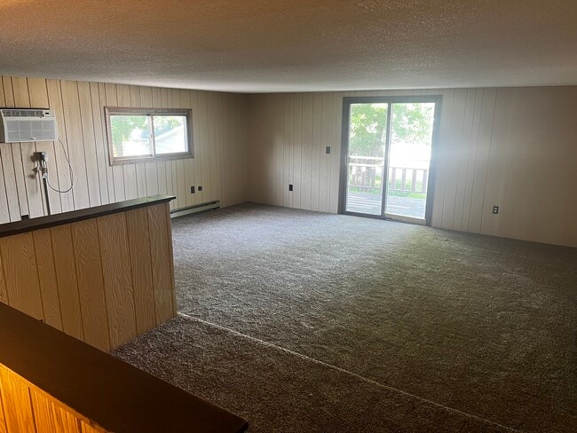 property at 33 24th Ave S