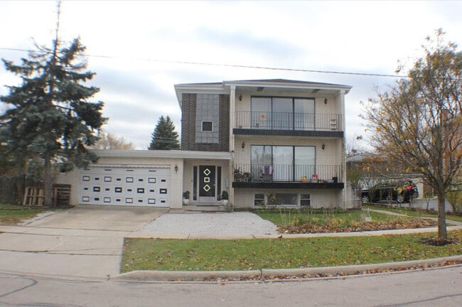 property at 16W671 56th St