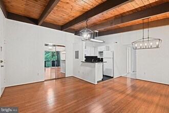 7857 Enola St, Unit 208 in McLean, VA - Building Photo - Building Photo