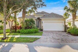 8416 Benelli Ct in Naples, FL - Building Photo