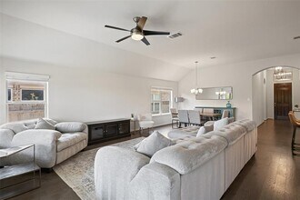 450 Blossom Vly Strm in Buda, TX - Building Photo - Building Photo