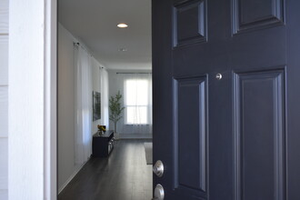 5713 Respinto Dr in Austin, TX - Building Photo - Building Photo