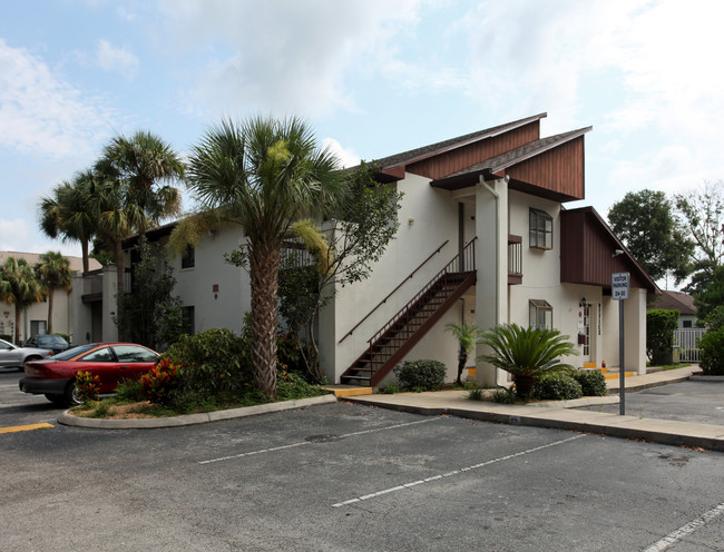 Raintree Apartments in Orlando, FL - Building Photo - Building Photo