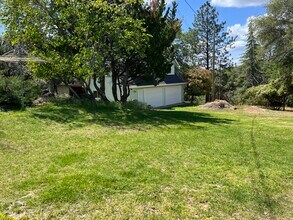 16838 Lively Wood Ln in Rough And Ready, CA - Building Photo - Building Photo