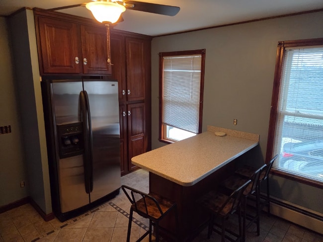 163 Prospect St, Unit 1st Floor in Pawtucket, RI - Building Photo - Building Photo