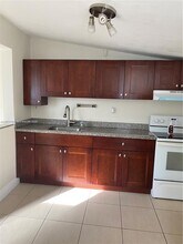 6743 SW 15th St in Miami, FL - Building Photo - Building Photo