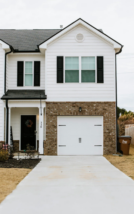 338 Bisham Ct in Aiken, SC - Foto de edificio