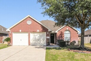24030 Rockygate Dr in Spring, TX - Building Photo