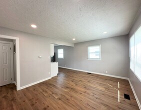 2288 N Moreland Ave in Indianapolis, IN - Building Photo - Building Photo