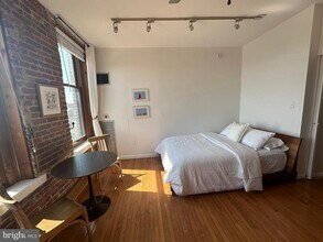 1615 Q St NW in Washington, DC - Building Photo - Building Photo