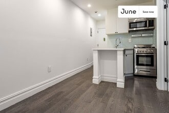 20 Avenue A Ave in New York, NY - Building Photo - Building Photo