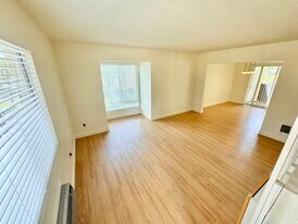 7958 Mission Center Ct in San Diego, CA - Building Photo