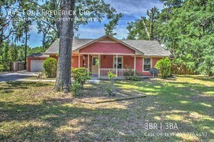 645 Fort Frederick Cir in Port Royal, SC - Building Photo