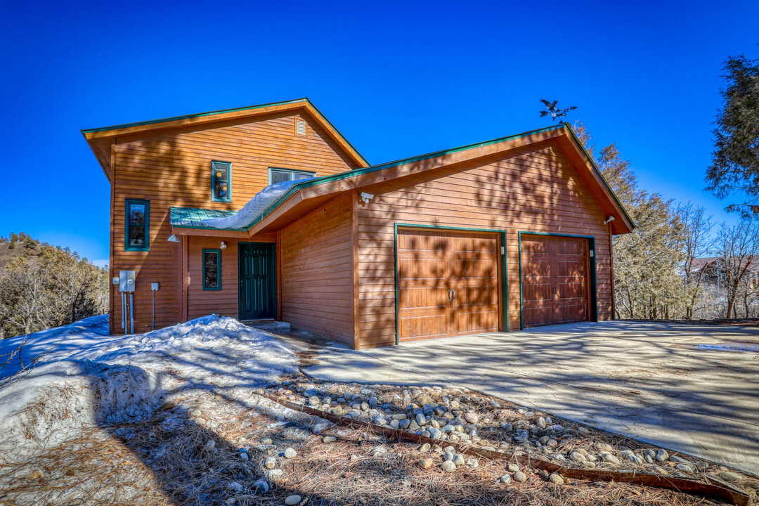 600 Harvard Ave in Pagosa Springs, CO - Building Photo