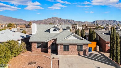 1112 Desierto Seco Dr in El Paso, TX - Building Photo - Building Photo