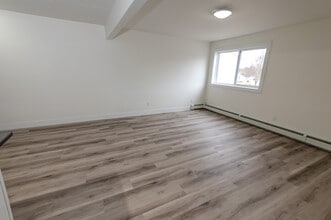 190 Oakdene Ave in Kentville, NS - Building Photo - Building Photo