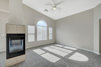 9140 Forest Willow Ave in Las Vegas, NV - Building Photo - Building Photo