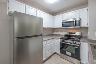 Las Kivas in Albuquerque, NM - Building Photo - Interior Photo