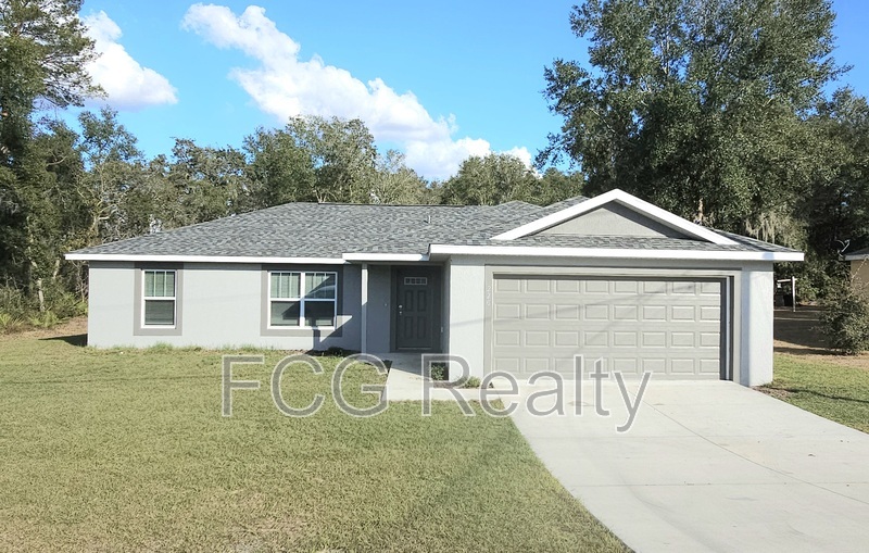 220 Oak Cir in Ocala, FL - Building Photo