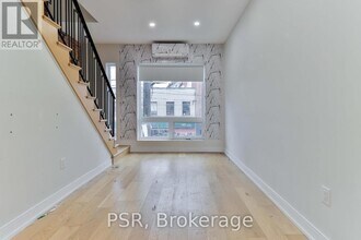 1173 Dundas St W in Toronto, ON - Building Photo - Building Photo