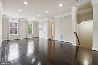 12709 Horseshoe Bend Cir in Clarksburg, MD - Building Photo - Building Photo