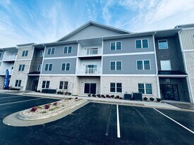 420 Capstone Dr in Lynchburg, VA - Building Photo