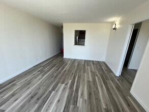 98-945-1038 Moanalua Rd in Aiea, HI - Building Photo - Building Photo