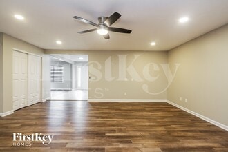 3674 Pickwick Cir in Plainfield, IN - Foto de edificio - Building Photo