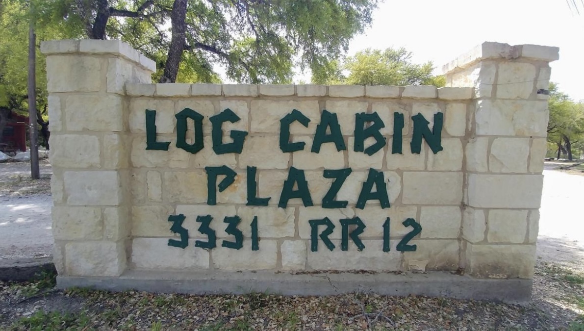 3331 Ranch Rd 12 in San Marcos, TX - Foto de edificio