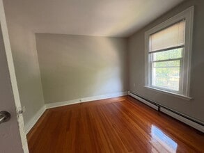 787 Whitney Ave, Unit 2L in New Haven, CT - Foto de edificio - Building Photo