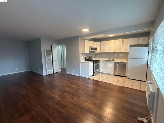 4462 Clayton Rd in Concord, CA - Building Photo - Building Photo