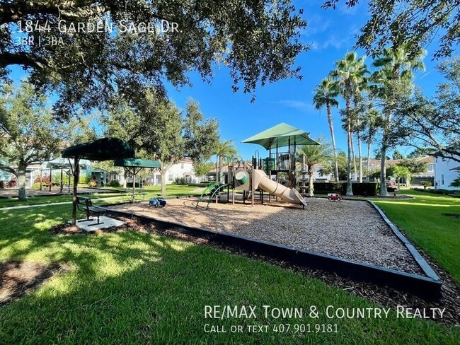 1844 Garden Sage Dr in Oviedo, FL - Foto de edificio - Building Photo