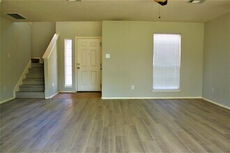 1301 Knippa Cove in Hutto, TX - Building Photo - Building Photo
