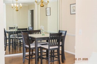 Room in Condo on Brockett Pl in Clarkston, GA - Building Photo - Building Photo