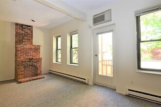 56 Saint Germain St, Unit 38-6 in Boston, MA - Foto de edificio - Building Photo