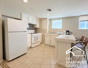 125 S Leavitt St in Chicago, IL - Building Photo - Building Photo