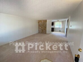 2870 SE Colusa Ave in Port Orchard, WA - Building Photo - Building Photo