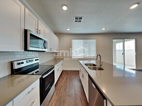 17130 Puget Ave in Waddell, AZ - Building Photo - Building Photo