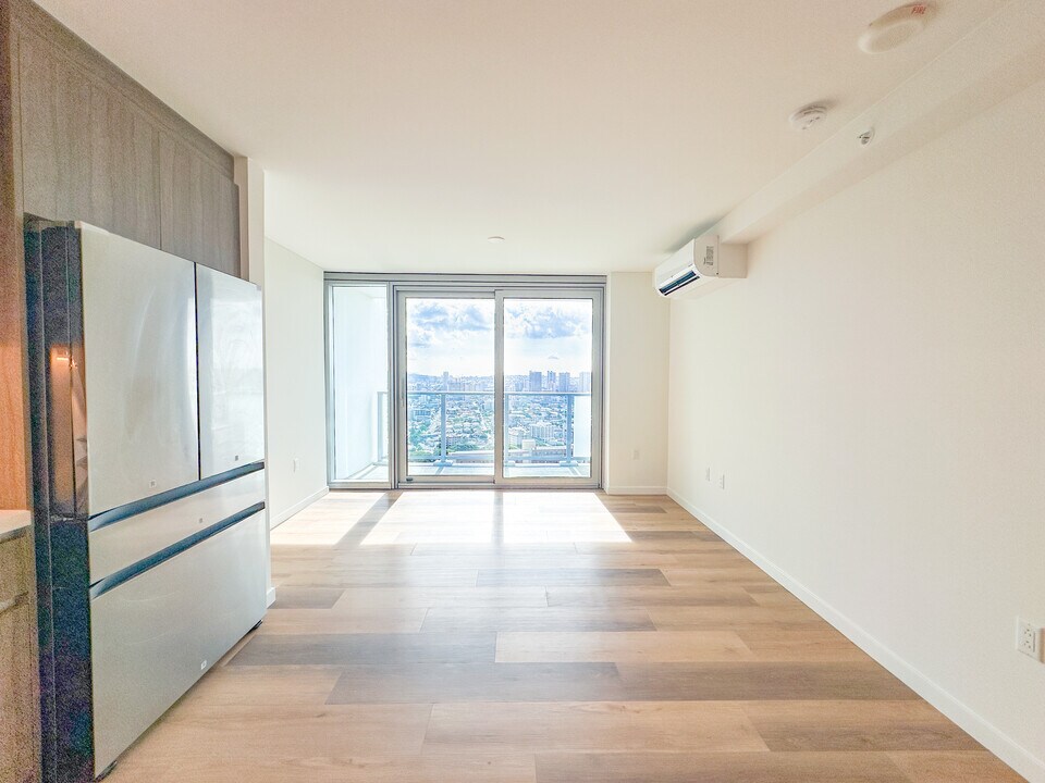 1500 Rycroft St, Unit 3205R in Honolulu, HI - Building Photo