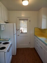 864 Arbor Rd, Unit 1 in Menlo Park, CA - Foto de edificio - Building Photo